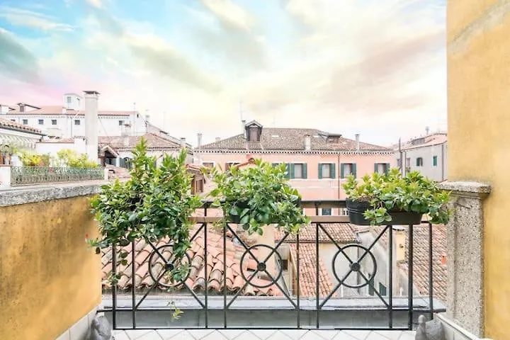 Ca' Pesaro Rooftop Terrace Apartment. Venice