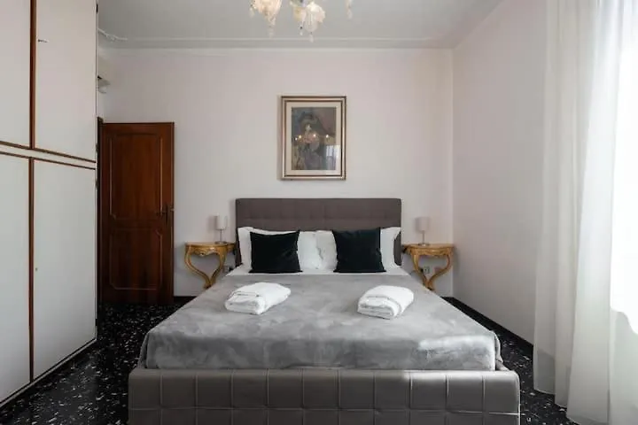 Apartment Ca' Pesaro Rooftop Terrace Apartment. Venice